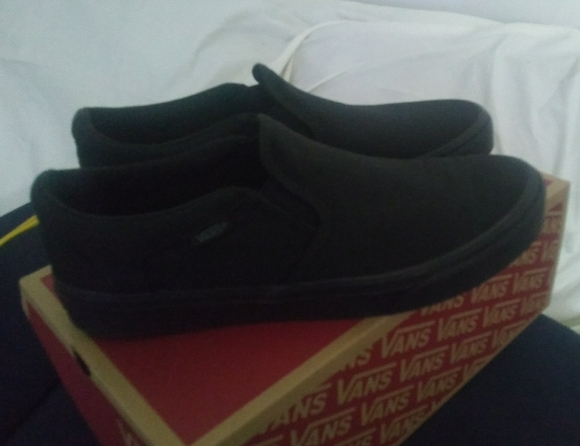 NEW VANS ASHER SLIP ON CANVAS TENNIS SHOES main image 6